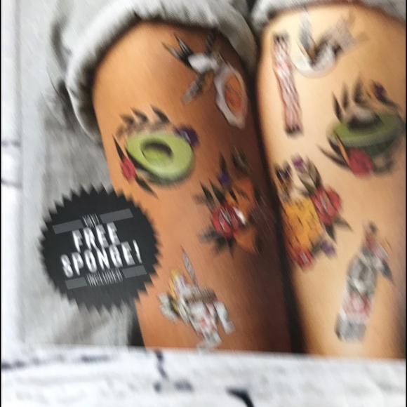 TEMPORARY TATTOOS - Picture 5 of 8